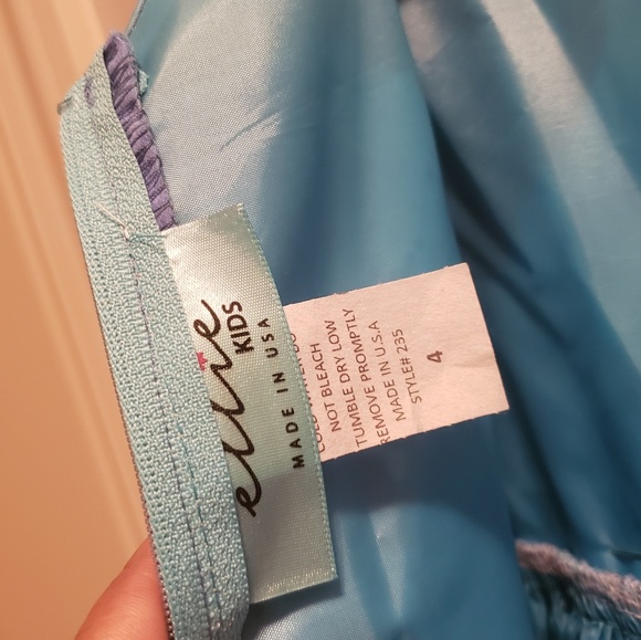 Little Girls - Picture 3 of 5